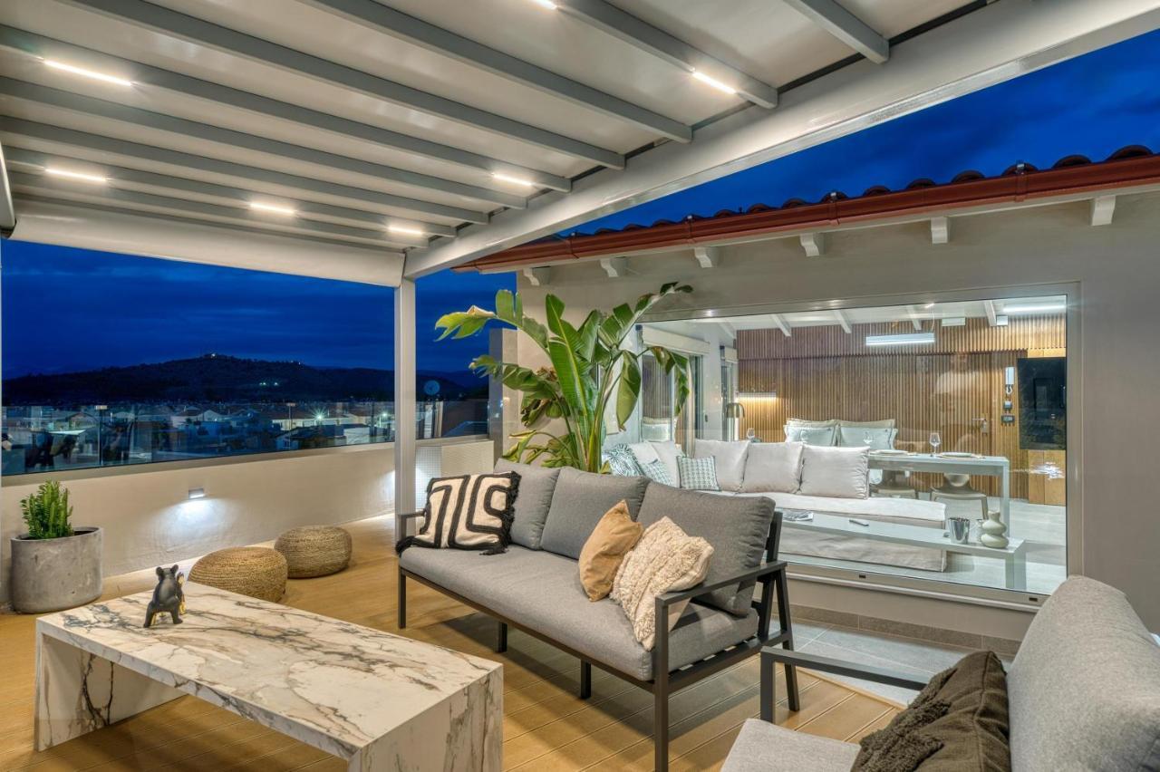Апартаменти Chameleon Premium Loft Нафпліон Екстер'єр фото